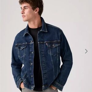 LEVI’S TRUCKER JACKET - Medium Wash